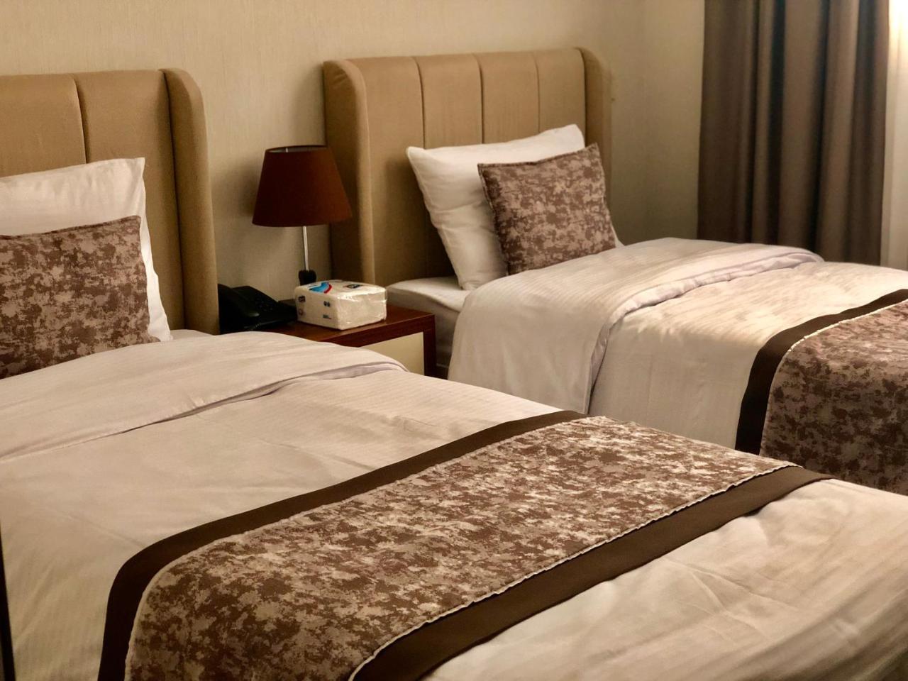 Tbili Hotel Tbilisi Luaran gambar