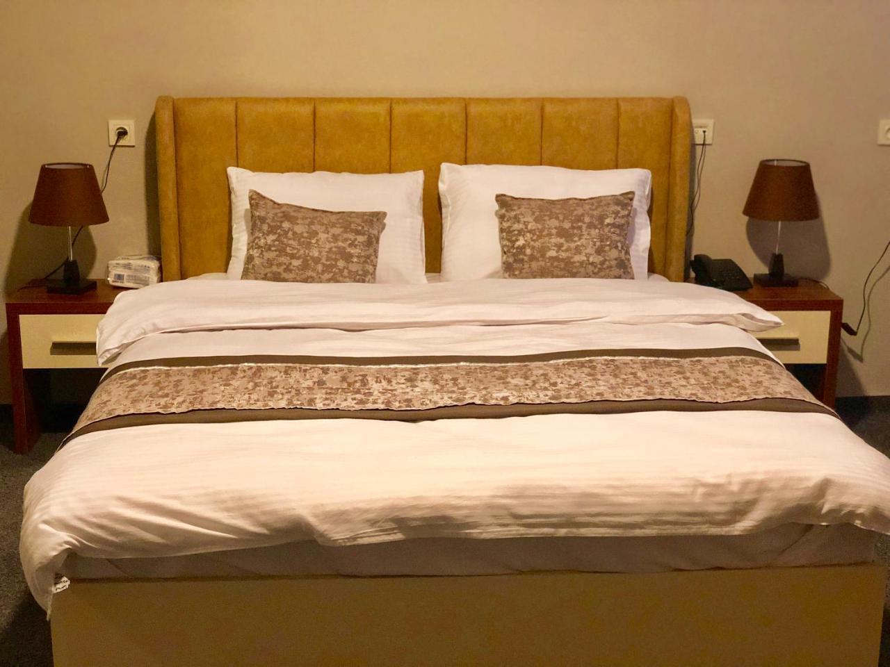 Tbili Hotel Tbilisi Luaran gambar