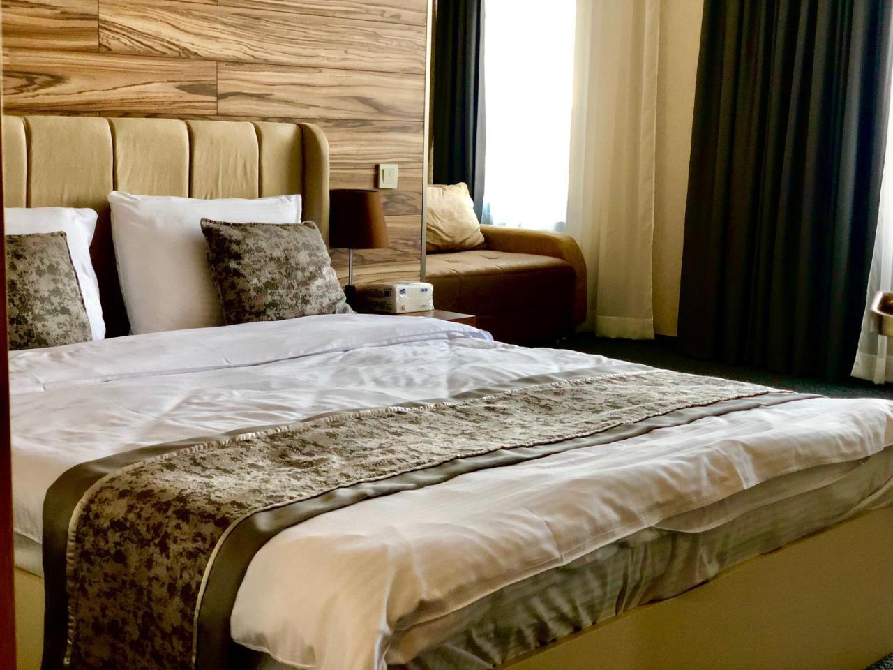 Tbili Hotel Tbilisi Luaran gambar